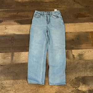 Hollister Ultra High-Rise Vintage Straight Jeans
